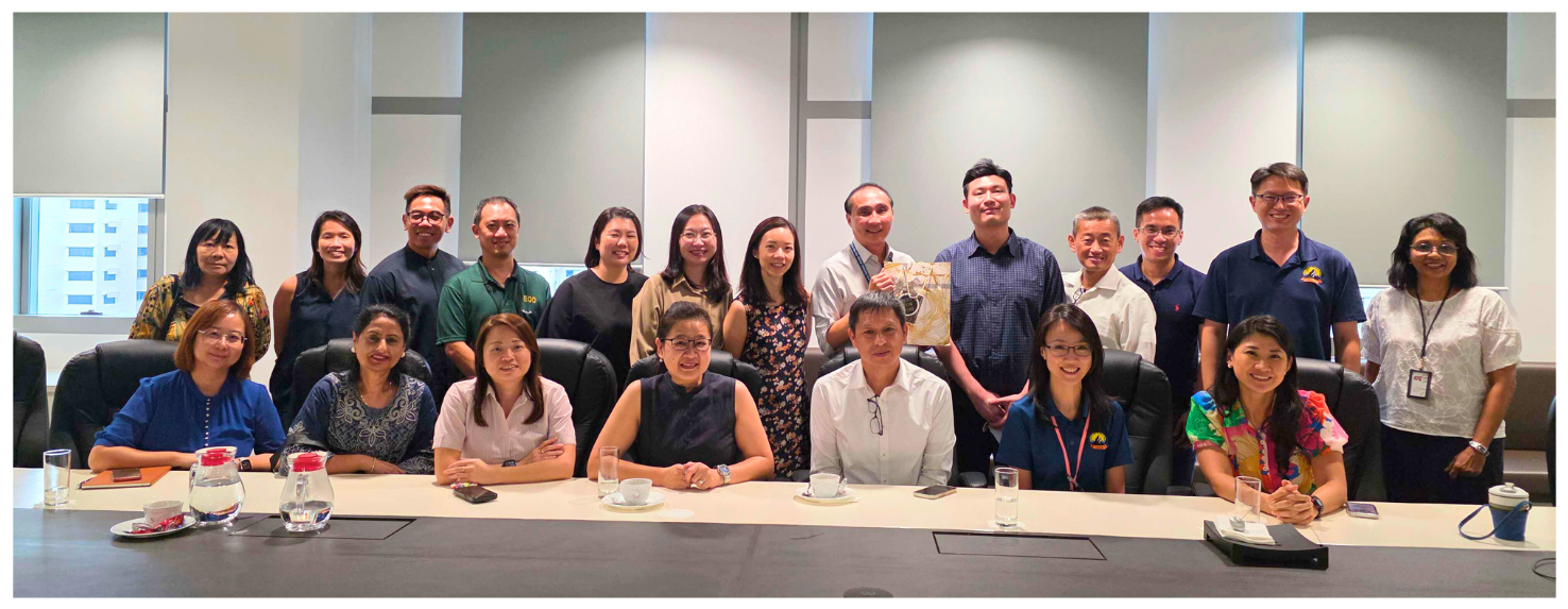 MOE East Zone School Leaders with SEAB management